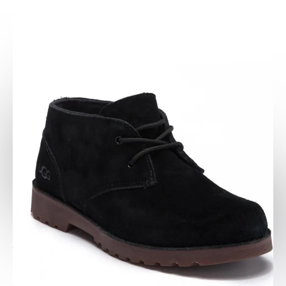 Ugg kids Reiley shoes black size 4